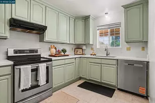 3570 Somerset Ave, Castro Valley, CA 94546 - Photo 10