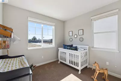 1484 Monument Ln, Fairfield, CA 94533 - Photo 18