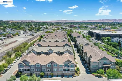 153 Gillette Pl #100, Livermore, CA 94550 - Photo 30