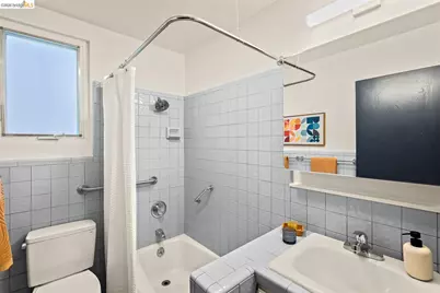 259 Staples Ave, San Francisco, CA 94112 - Photo 22