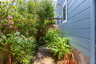 259 Staples Ave, San Francisco, CA 94112 - Photo 30