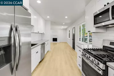 1650 Moraga Dr, Santa Rosa, CA 95404 - Photo 12