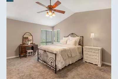 222 Jenay Ct, Martinez, CA 94553 - Photo 32
