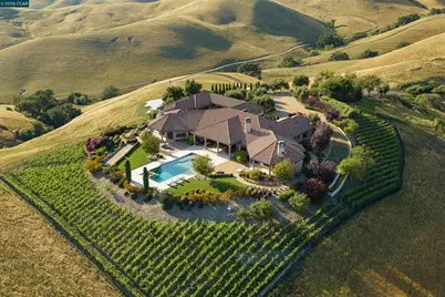 2020 Victorine Rd, Livermore, CA 94551 - Photo 2