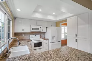 39052 Levi St, Newark, CA 94560 - Photo 14