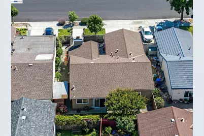 39052 Levi St, Newark, CA 94560 - Photo 40