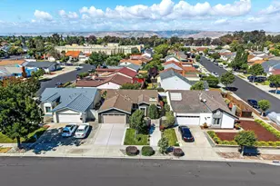 39052 Levi St, Newark, CA 94560 - Photo 2