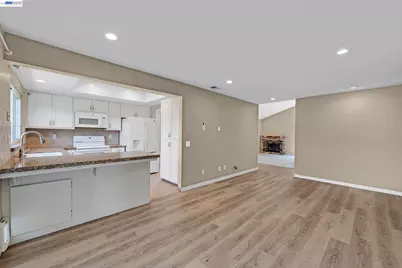 39052 Levi St, Newark, CA 94560 - Photo 16
