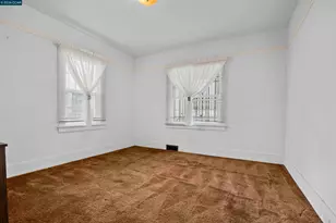 2209 35th Ave, Oakland, CA 94601 - Photo 12