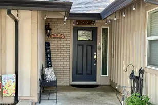 8245 Auberry Drive, Sacramento, CA 95828 - Photo 6