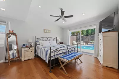 8245 Auberry Dr, Sacramento, CA 95828 - Photo 30