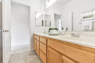 3928 Kite Way, Antioch, CA 94509 - Photo 32