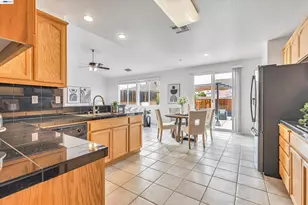 3928 Kite Way, Antioch, CA 94509 - Photo 36