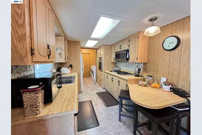 2698 Pueblo Creek, Hayward, CA 94545 - Photo 4