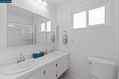 1869 Landana Dr, Concord, CA 94519 - Photo 32