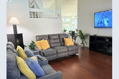 212 Marin Ct, Vacaville, CA 95687 - Photo 8