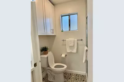 715 Heath Ct #390, Hayward, CA 94544 - Photo 34
