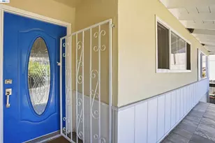3021 Glynis Dr, Richmond, CA 94806 - Photo 4