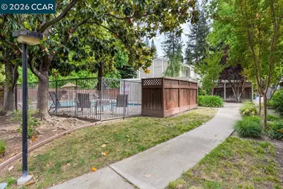 104 Garden Creek Pl, Danville, CA 94526 - Photo 46