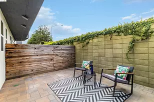 1357 Pullman, Oakland, CA 94607 - Photo 32