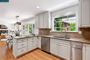 962 Oasis Dr, Concord, CA 94518 - Photo 20