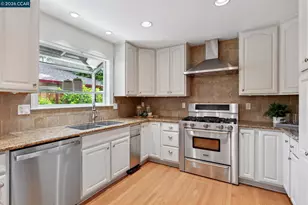 962 Oasis Dr, Concord, CA 94518 - Photo 16