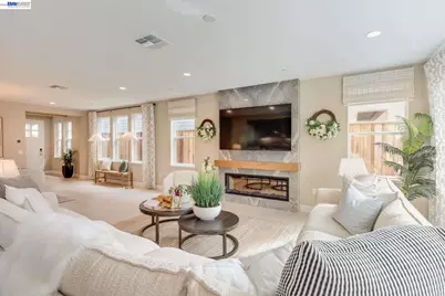 32663 Singh Circle, Union City, CA 94587 - Photo 10
