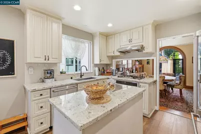1225 Ulfinian Way, Martinez, CA 94553 - Photo 12