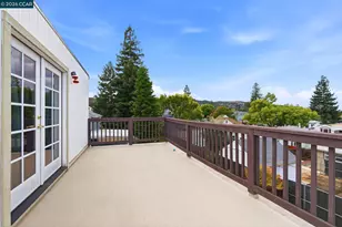 1225 Ulfinian Way, Martinez, CA 94553 - Photo 34