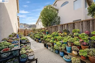15100 Shining Star Ln, San Leandro, CA 94579 - Photo 16