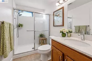 15100 Shining Star Ln, San Leandro, CA 94579 - Photo 12