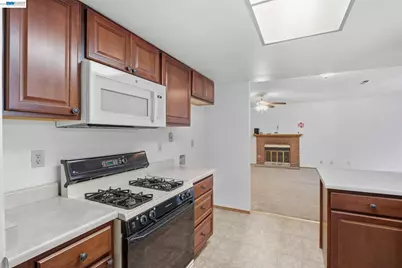 410 Monaco Ave, Union City, CA 94587 - Photo 6