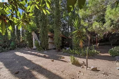 410 Monaco Ave, Union City, CA 94587 - Photo 44