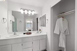 1524 Tucker St, Oakland, CA 94603 - Photo 28