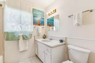 4203 Garden Ln, El Sobrante, CA 94803 - Photo 16