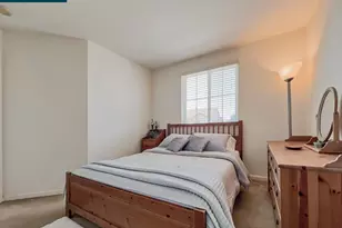 10552 Clarks Fork Cir, Stockton, CA 95219 - Photo 26