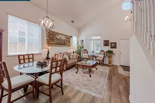 10552 Clarks Fork Cir, Stockton, CA 95219 - Photo 4