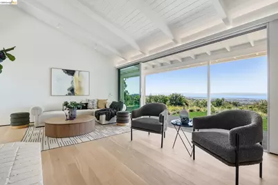 14001 Skyline Blvd, Oakland, CA 94619 - Photo 16