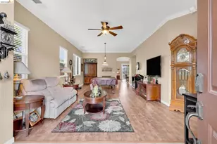 2611 Torrey Pines Dr, Brentwood, CA 94513 - Photo 6