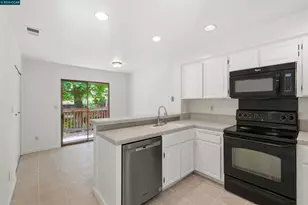 357 Scarlet Oak Ct, Pleasant Hill, CA 94523 - Photo 8