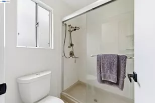 34042 Rowland Dr, Fremont, CA 94555 - Photo 22