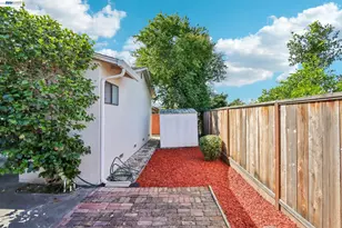 24653 Surrey Way, Hayward, CA 94544 - Photo 24
