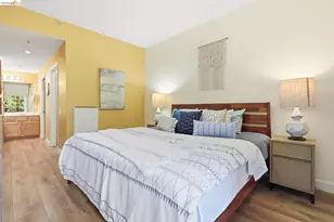 280 Caldecott Ln, Oakland, CA 94618 - Photo 16