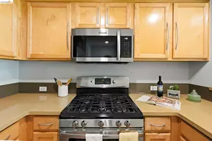 280 Caldecott Ln, Oakland, CA 94618 - Photo 10