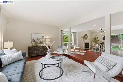 7981 Surrey Ln, Oakland, CA 94605 - Photo 2