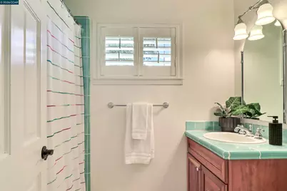 5491 Florida Dr, Concord, CA 94521 - Photo 32