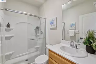 574 Mandevilla Dr, Brentwood, CA 94513 - Photo 32