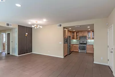 651 Elderberry Dr, Milpitas, CA 95035 - Photo 6