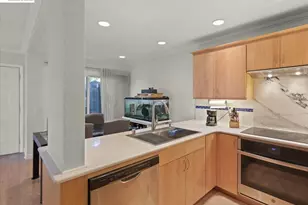 150 Aurora Plaza, Union City, CA 94587 - Photo 14