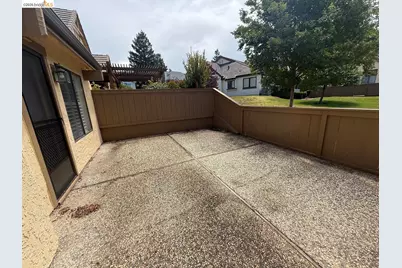 7693 Galloway Dr, San Jose, CA 95135 - Photo 28